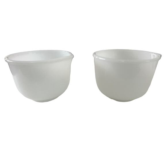 Vintage Glasbake Sunbeam Mixer Bowls Lot of 2 White Milk Glass 6.5” #17 - Picture 1 of 5